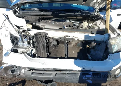 2008 Toyota Tundra Sr5 5.7L V8 z USA, uszkodzony, nr VIN 5TBEV54118S477917